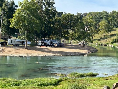 SPRING RIVER: Riverside Resort with approx. 800 ft. of Spring - photo 18