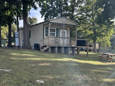 SPRING RIVER: Riverside Resort with approx. 800 ft. of Spring - photo 20