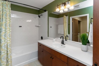 This one-bedroom condo nestled in the Northshore area offers - photo 21