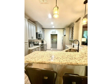 Spectacular hilltop home in Hide A Way Bay. Enjoy the split - photo 15
