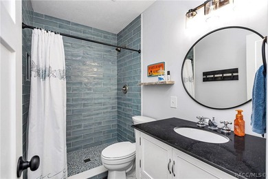 Charming Waterfront Retreat in Yankeetown, FL Welcome to your - photo 19