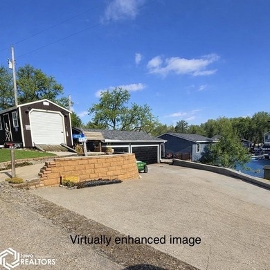 All the heavy lifting is done on this lakefront ranch: new - photo 3
