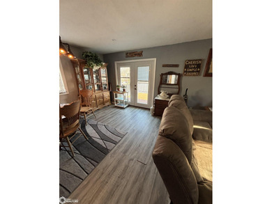 All the heavy lifting is done on this lakefront ranch: new - photo 4