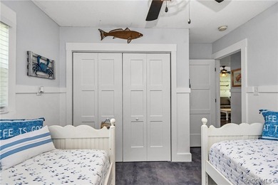 Charming Waterfront Retreat in Yankeetown, FL Welcome to your - photo 24