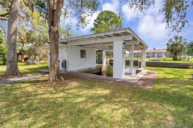 Charming Waterfront Retreat in Yankeetown, FL Welcome to your - photo 30