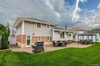 Welcome To This Beautifully Maintained Split Level In Massapequa - photo 31