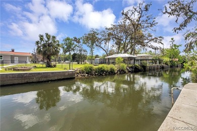 Charming Waterfront Retreat in Yankeetown, FL Welcome to your - photo 31