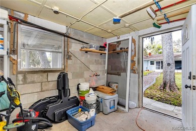 Charming Waterfront Retreat in Yankeetown, FL Welcome to your - photo 36