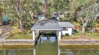 Charming Waterfront Retreat in Yankeetown, FL Welcome to your - photo 49