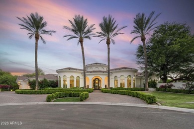 CUSTOM LUXURY IN HIDDEN PARADISE. A Pvt 17 HOME GATED COMMUNITY - photo 1