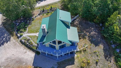 Rare opportunity to own a Contemporary Rocky Mountain Log Home - photo 8
