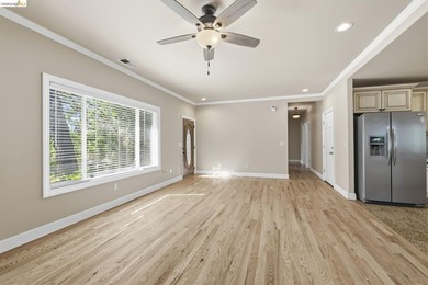 Welcome to 20686 Crest Pine Easement. Well- maintained, fully - photo 7