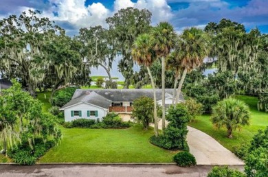 Johns Lake Home Sale Pending in Winter Garden Florida