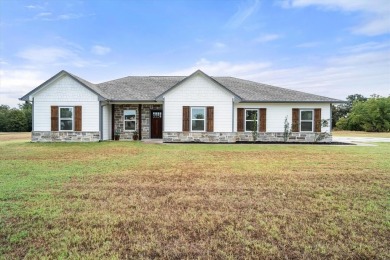 Lake Home For Sale in Corsicana, Texas