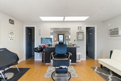 Exciting Opportunity for New Ownership: Barbershop or Versatile - photo 3