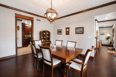 Welcome to your dream home in desirable Apple Valley Lake! This - photo 11