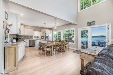 Welcome to lake life on the main lake of Highland Lakes. The - photo 11
