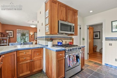 Nestled in the heart of desirable Cheyenne Canyon, this - photo 13
