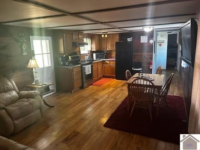 Discover a unique opportunity offering flexibility and space on - photo 6
