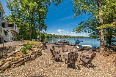 Welcome to lake life on the main lake of Highland Lakes. The - photo 31