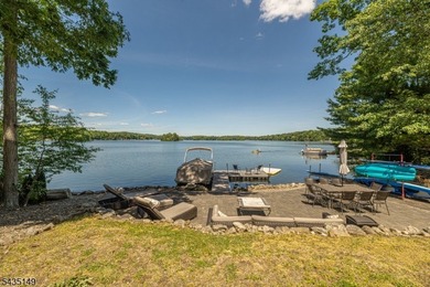 Welcome to lake life on the main lake of Highland Lakes. The - photo 32