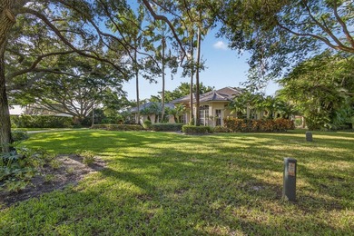 Located on a cul-de-sac lot in Heritage Oaks. This single story - photo 4