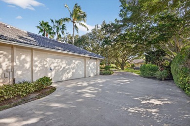 Located on a cul-de-sac lot in Heritage Oaks. This single story - photo 9