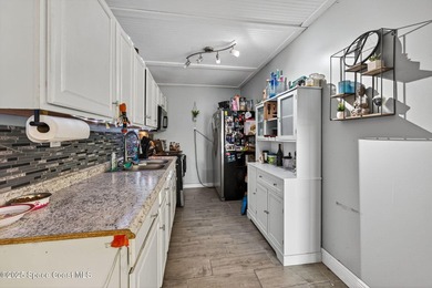 Property is back on the market at no fault of the seller or the - photo 41