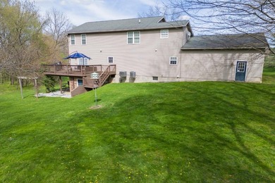 Welcome to your dream home in desirable Apple Valley Lake! This - photo 54