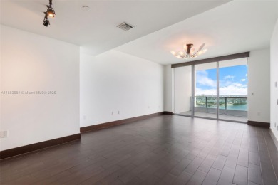 Rarely Available 02 Line - Best Floor plan in Downtown Miami!
