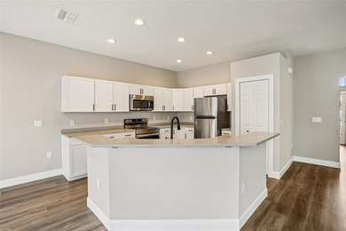 PRICE ADJUSTMENT !! Totally renovated 3bedroom 2 bathroom 2 car - photo 14