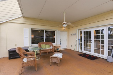 Tucked away in a peaceful, garden-like setting surrounded by - photo 4