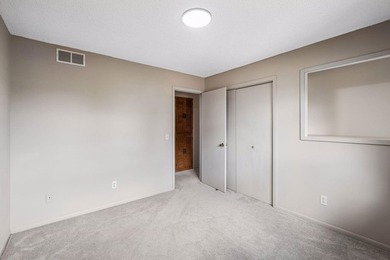 5 beds. 3 baths. 3-car garage. Corner lot with a circular - photo 16