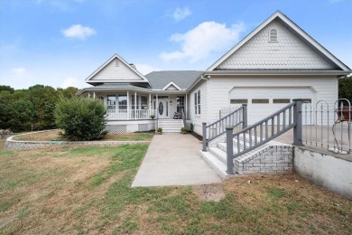 Lake Home For Sale in Corsicana, Texas