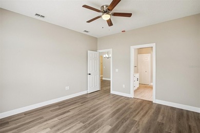 PRICE ADJUSTMENT !! Totally renovated 3bedroom 2 bathroom 2 car - photo 28