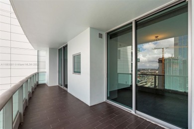 Rarely Available 02 Line - Best Floor plan in Downtown Miami!
