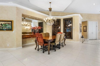 Beautiful 3 BD, 2.5 BA residence situated on a quiet street in - photo 6