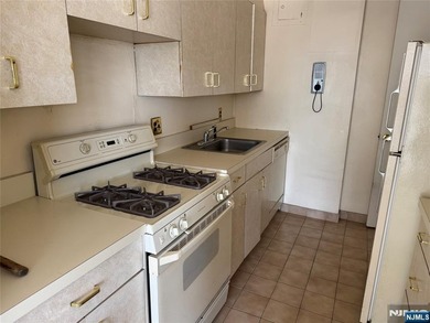 Prime Location- Horizon House Co-op Complex set on 28 acres of - photo 11