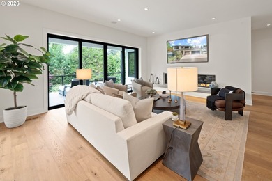 Set in Lake Oswego's coveted Country Club District, this - photo 11