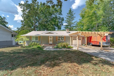 Lake Home For Sale in Cherokee Village, Arkansas
