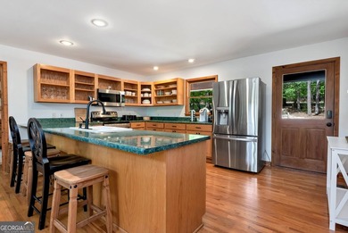 Your Lake Hartwell getaway starts here, featuring a private - photo 3