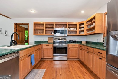Your Lake Hartwell getaway starts here, featuring a private - photo 4