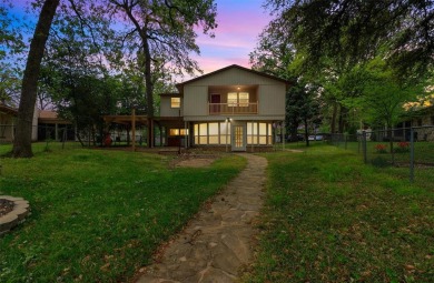 Cedar Creek Lake Home For Sale in Tool Texas