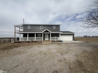 (private lake, pond, creek) Home For Sale in Cincinnati Iowa