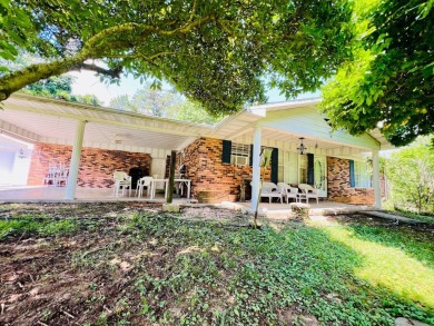 Lake Home For Sale in Jamestown, Kentucky