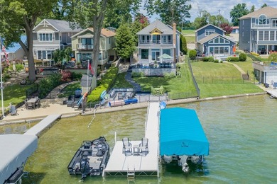 This 3-BD, 3.5-BA, 2,978-sq-ft 2-story fully renovated home - photo 2