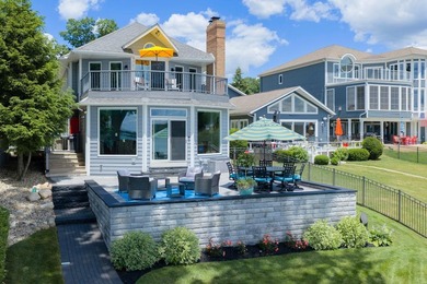 This 3-BD, 3.5-BA, 2,978-sq-ft 2-story fully renovated home - photo 5