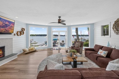 This 3-BD, 3.5-BA, 2,978-sq-ft 2-story fully renovated home - photo 8
