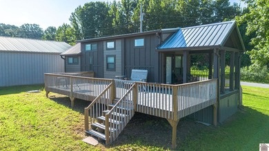 Lake Barkley Home For Sale in Cadiz Kentucky