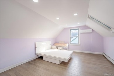 50*95 Large Lot | Fully Gut-Renovated Brick Home in Prime North - photo 14